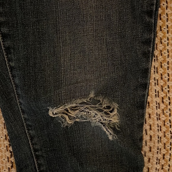 Levi’s 311 shaping skinny Jean medium wash - Picture 3 of 5